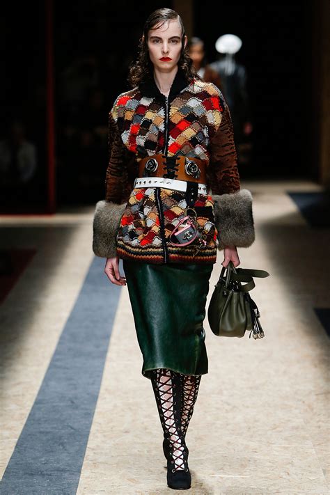 cappotto prada 2016|prada fashion show 2016.